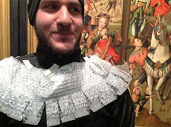 Mode trifft Museum (Vatermörder & Co. 1) – Museumsdienst Köln