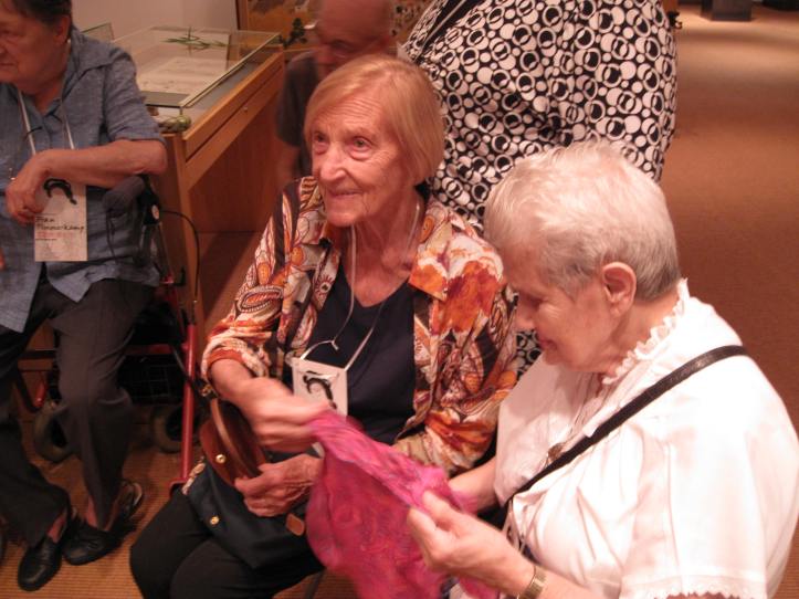 jorres-braun-seide-7028